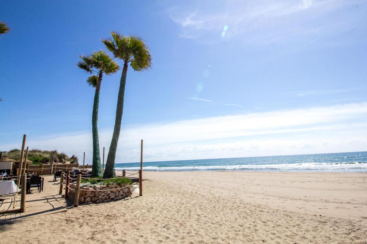 Perfectly Located Beachside Apartment In Elviria Marbella Exterior photo