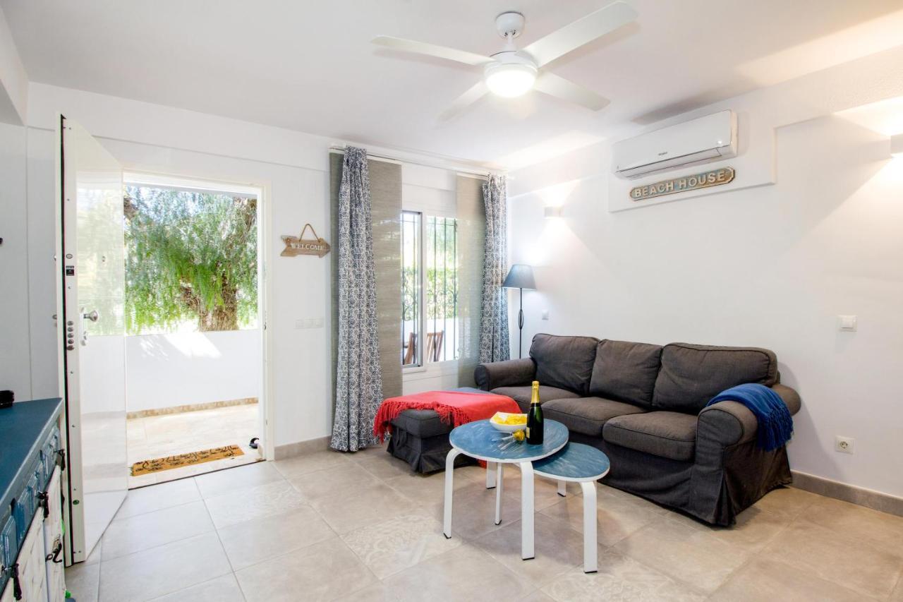 Perfectly Located Beachside Apartment In Elviria Marbella Exterior photo